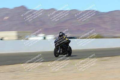 media/Jan-09-2022-SoCal Trackdays (Sun) [[2b1fec8404]]/Front Straight Speed Shots (1pm)/